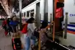 Arus Mudik di Stasiun Tawang Semarang