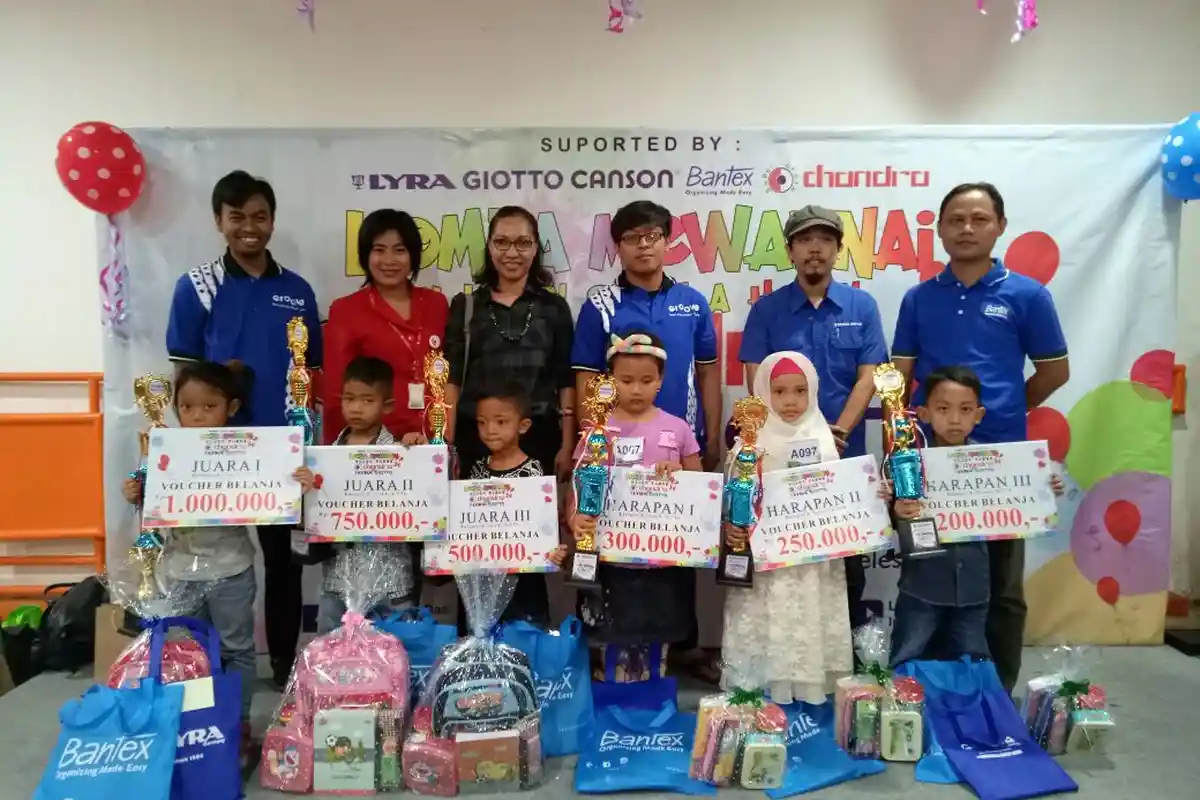 Chandra dan Lyra-Giotto Sukses Gelar Lomba Mewarna