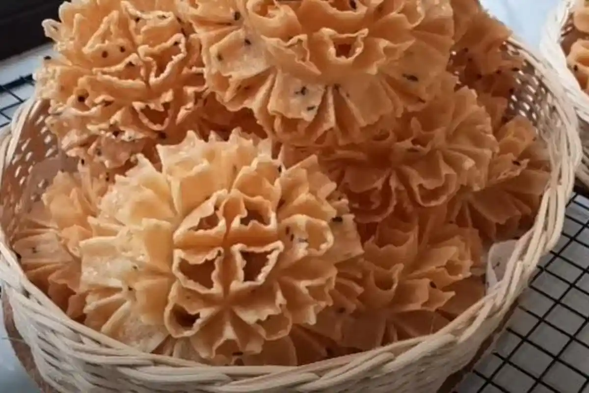 Resep Kembang Goyang Renyah Tidak Berminyak untuk Kue Lebaran 2023