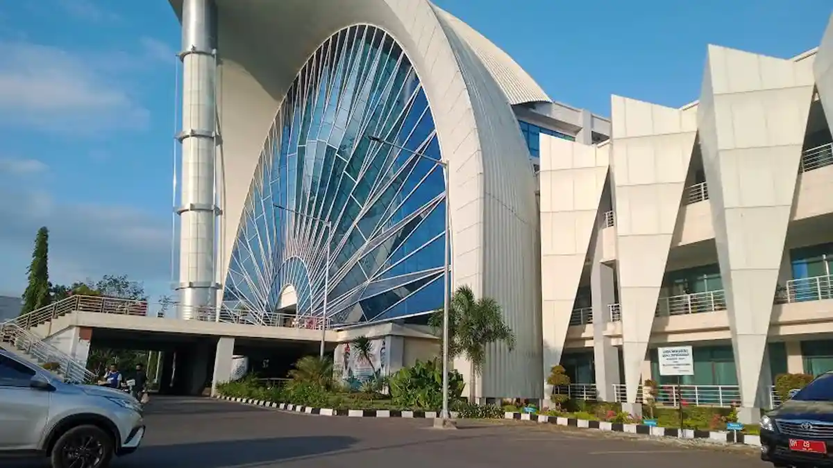 Mengenal Kantor Gubernur NTT, Berciri Budaya Flobamora