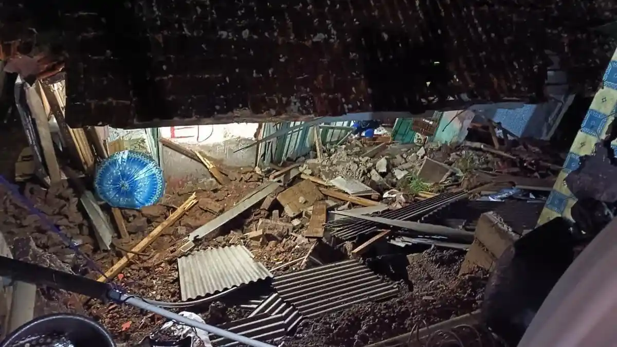 Jabar 'Dikepung' Banjir dan Longsor, Warga Diminta Waspada, Puncak Musim Hujan Akan Terjadi 2 Kali
