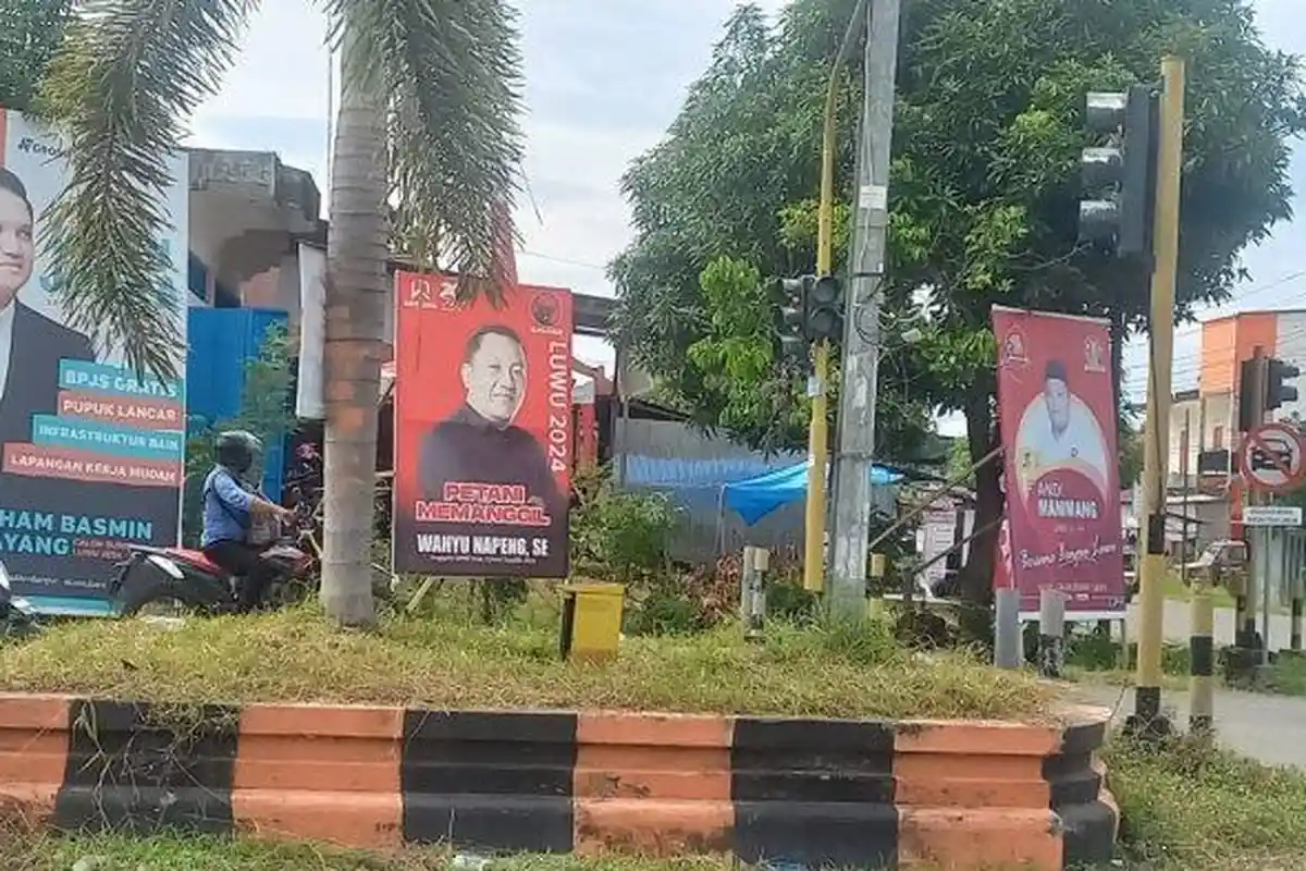 Bawaslu Luwu Lepas Tangan, Tolak Urusi 'Perang Baliho' Bakal Calon Bupati - Wakil Bupati di Belopa