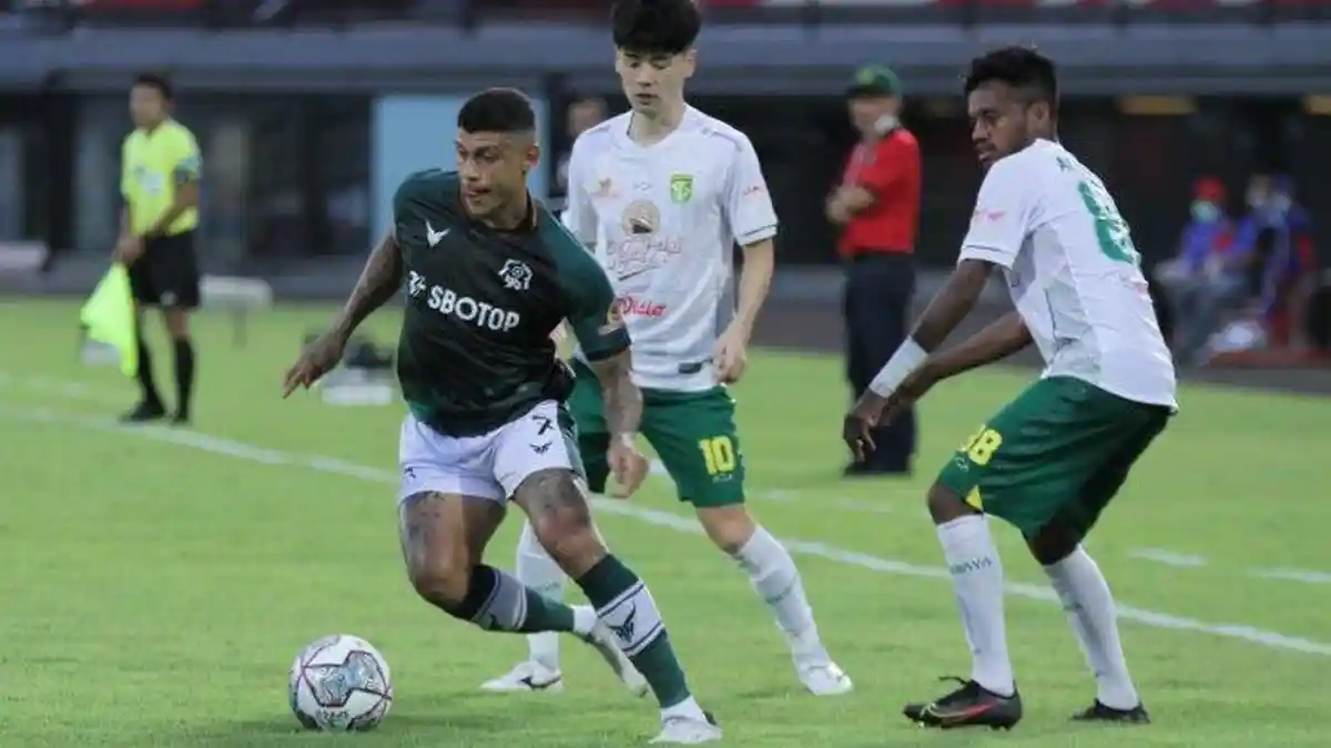 Persib Bandung Buang Bruno Cantanhede untuk Beri Jalan Ciro Alves?