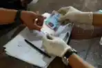 Pembagian Bantuan Sosial bagi Warga Terdampak Covid-19