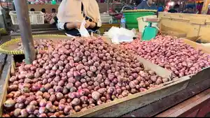 Harga-Bawang-Merah-di-Pasar-Angso-Duo-Jambi-Naik-Rp40-Ribu-Per-Kilo.jpg