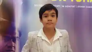 muhammad-adhiyat-usai-gala-premiere-di-kawasann-senayan-jakarta-selatan-selasa-2722024.jpg