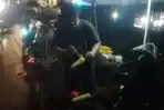 Aroma Jagung Bakar Mang Ade Menghangatkan Malam Tahun Baru 2026 di Tanjungsari Sumedang