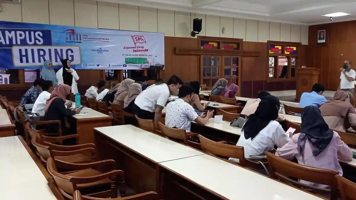 Pertama Kali, Perekrutan Terbuka Calon Pekerja Secara Hibrid di STIE Malangkucecwara