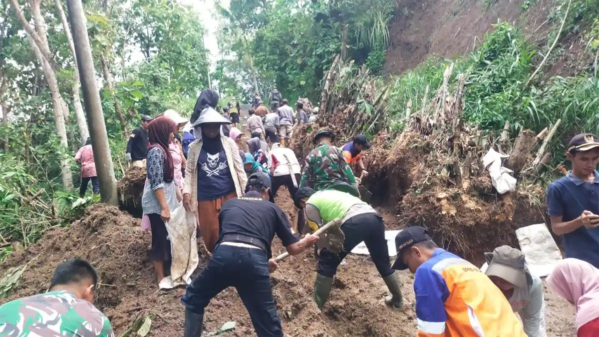 Waspada Longsor Cilacap, Camat Diminta Siaga Cuaca Ekstrem Februari