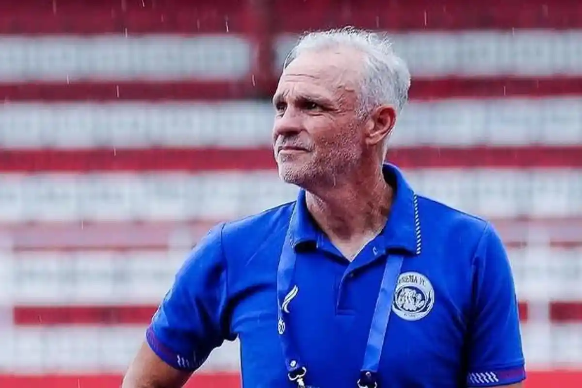 Pelatih Arema FC Joel Cornelli di Ujung Tanduk, Wajib Menang di 2 Laga Sisa Putaran Pertama Liga 1