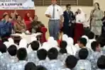 Menko PMK Kunjungi Sekolah Indonesia Kuala Lumpur
