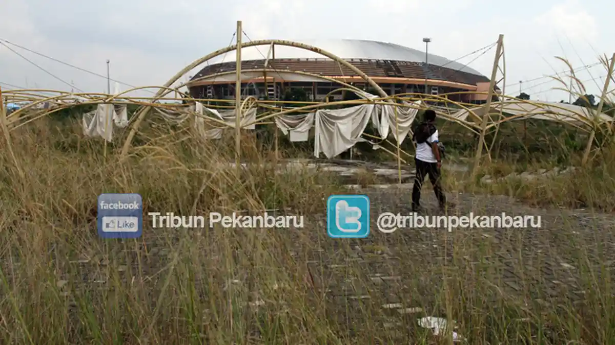 Stadion Utama Riau, Ibarat Sawit Mestinya Sudah Berbuah