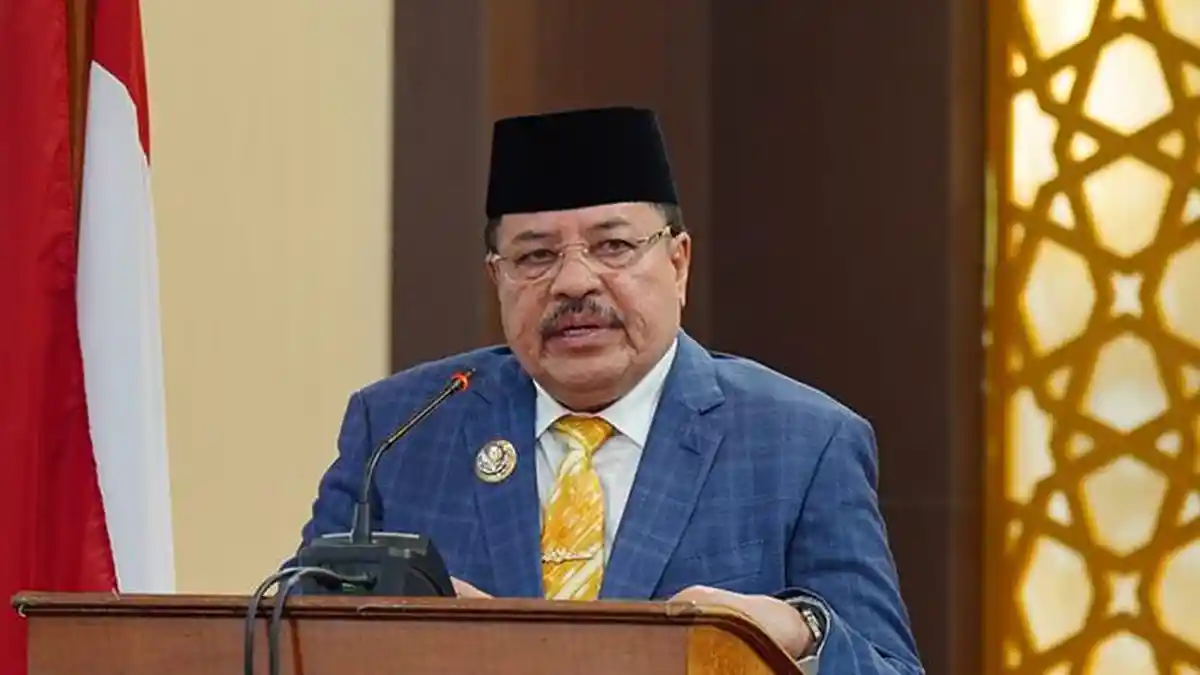 Bupati TRK Serahkan Bantuan Rp 1 Miliar untuk 1.832 Anak Yatim di Nagan Raya