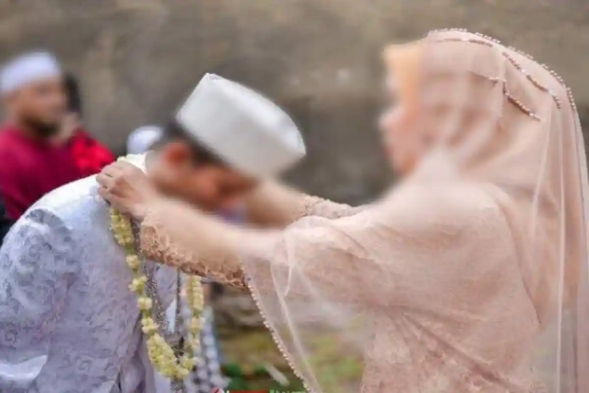 Baru Muncul, Ibu Norma Risma Kuak Alasan Lepas Baju saat Digerebek, Akui Tak Jahat: Sering Kesitu