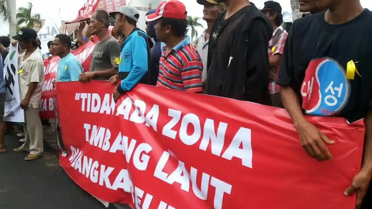 Gubernur Babel Minta Maaf di Depan Ribuan Pendemo Menolak Kapal Isap Timah