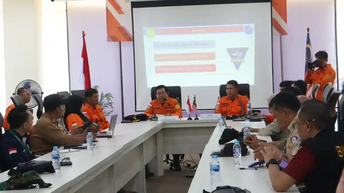 Basarnas dan RCC Malaysia Gelar Latihan SAR Bersama di Entikong