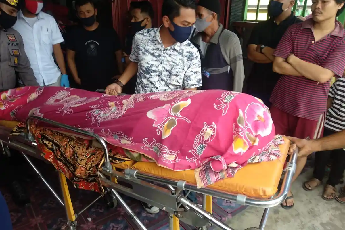 BREAKING NEWS Warga Tungkal Geger, Temukan Warga Bunuh Diri di Ruko Penjual Pakaian