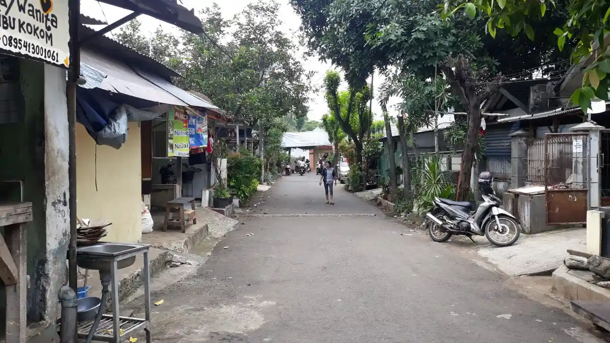 Ketua RT Rela Warungnya Dirobohkan Demi Jalan Menuju Stasiun MRT Lebak Bulus