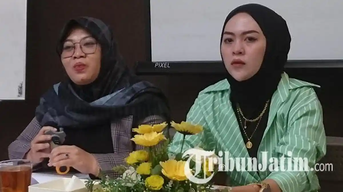 Pergoki Suami Chat Mesra dengan Pria, Meylisa Zaara Selebgram Tulungagung Malah Alami KDRT