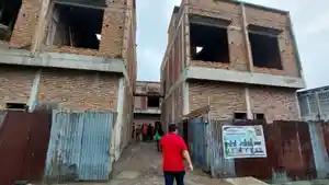 Komisi-IV-DPRD-Kota-Medan-menemukan-delapan-unit-rumah-berlantai-dua111.jpg