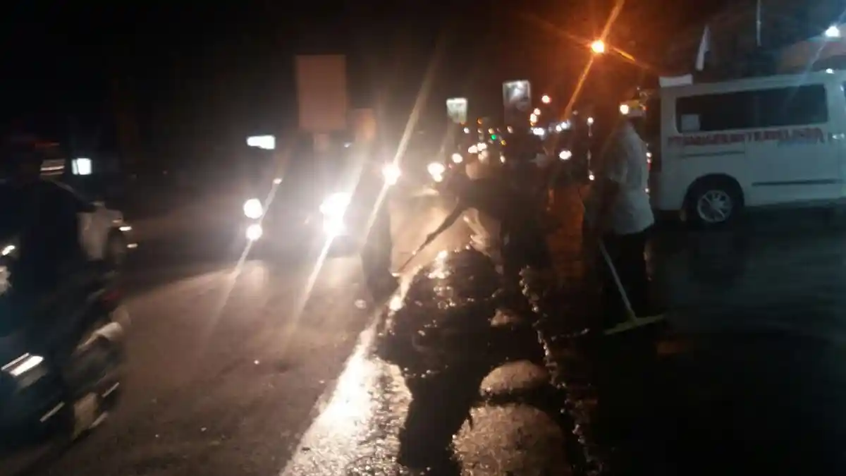 Lakalantas di Baruna Panjang, Polisi Ingatkan Warga Jangan Paksakan Diri Mendahului Truk