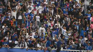 Berita-Arema-FC-Hari-Ini-Populer-Marcos-Santos-Beri-Kode-Ingin-Bertahan-Musim-Depan-Aremania-Pesta.jpg