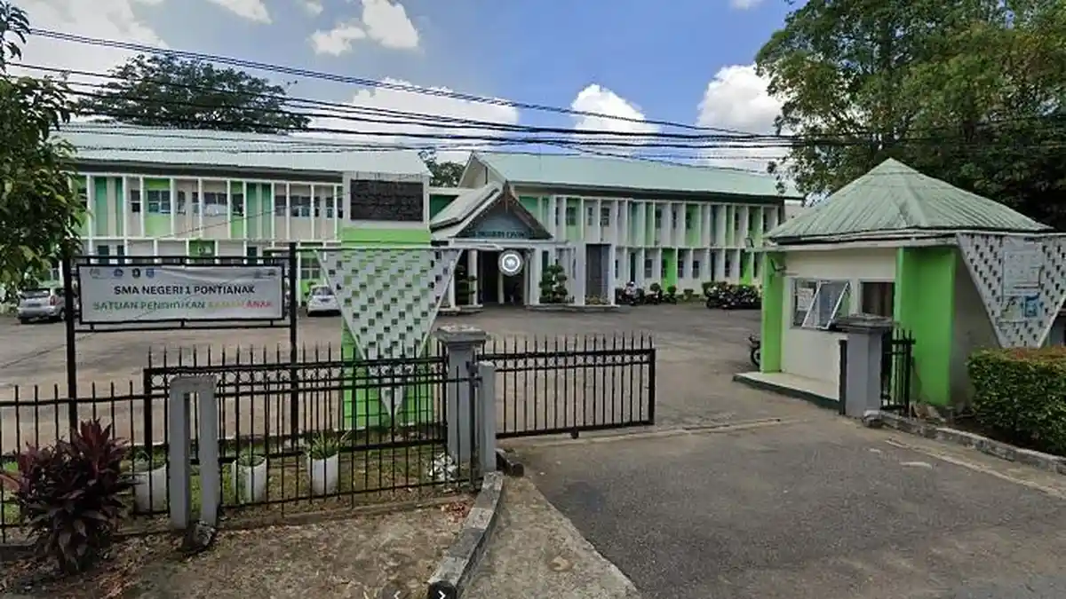 Gangguan Server PPDB 2024, Kepsek SMAN 1 Pontianak Sebut Tak Sedikit Pendaftar Datang Langsung