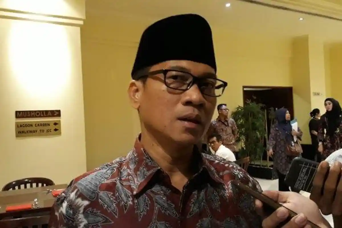 Yandri Susanto Soal Keramaian di Pasar Tak Masalah yang Disebut Jokowi: Itu Sudah Melanggar PSBB