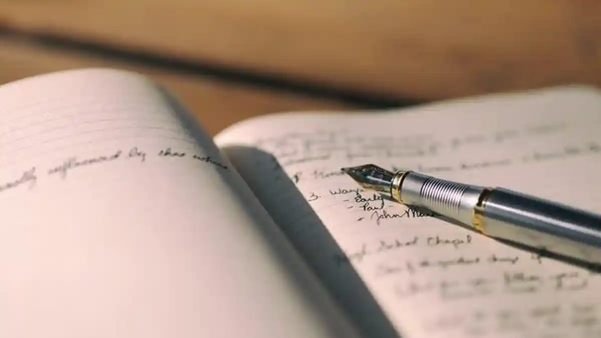 Perbedaan dan Contoh Riview Jurnal dan Resume Jurnal