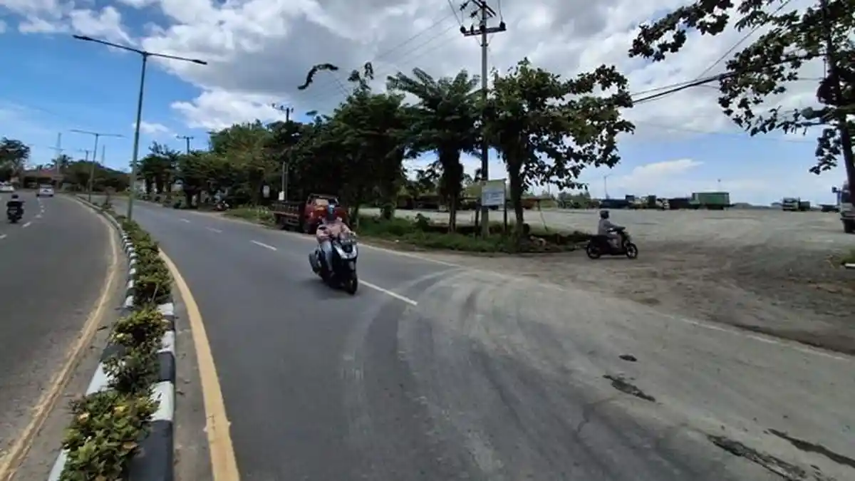 Opsi Urai Parkir Liar di Depan Pelabuhan Malundung Tarakan, Truk Diarahkan Masuk ke Lahan Pemkot