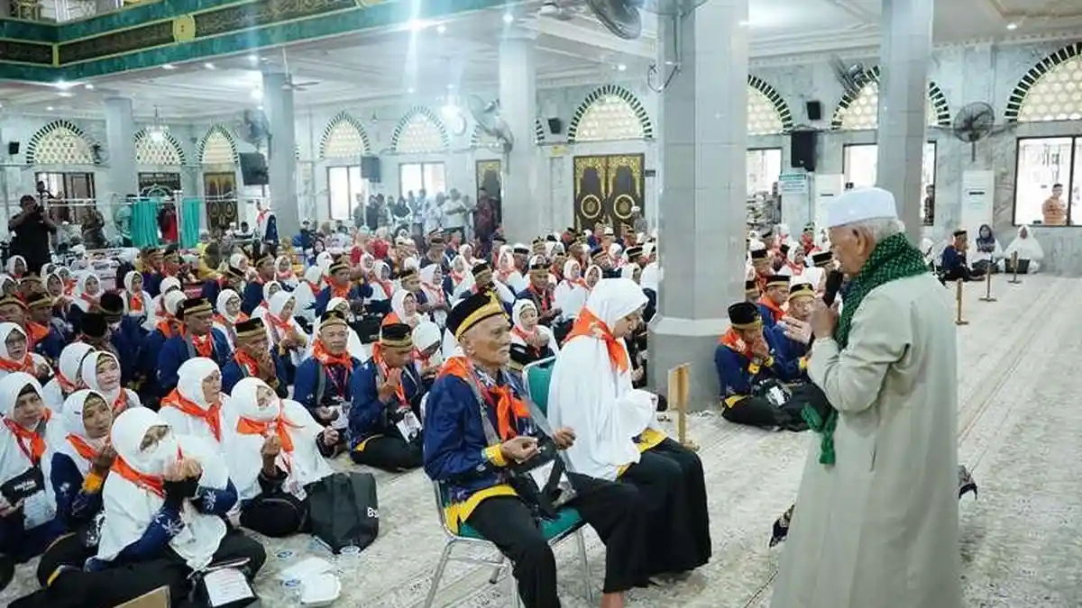 441 CJH Inhil yang Tergabung Kloter 07 Bertolak Menuju Embarkasi Batam