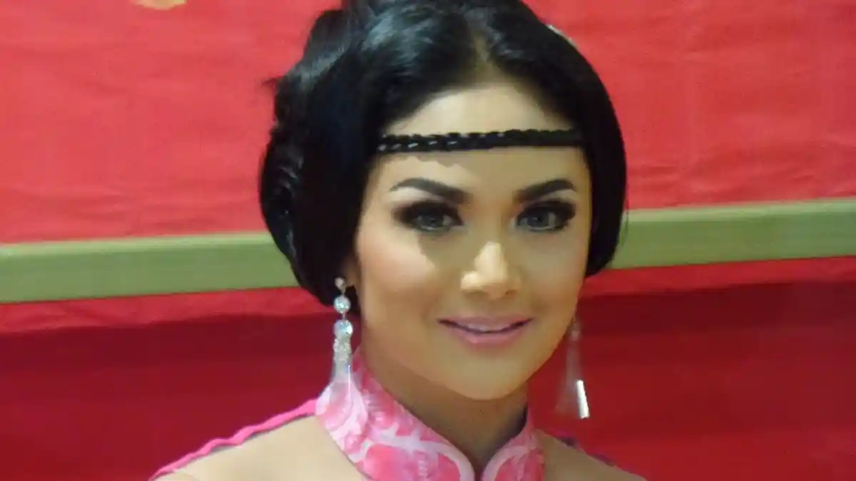 Reaksi Krisdayanti Saat Aurel Unggah Foto 'Party'