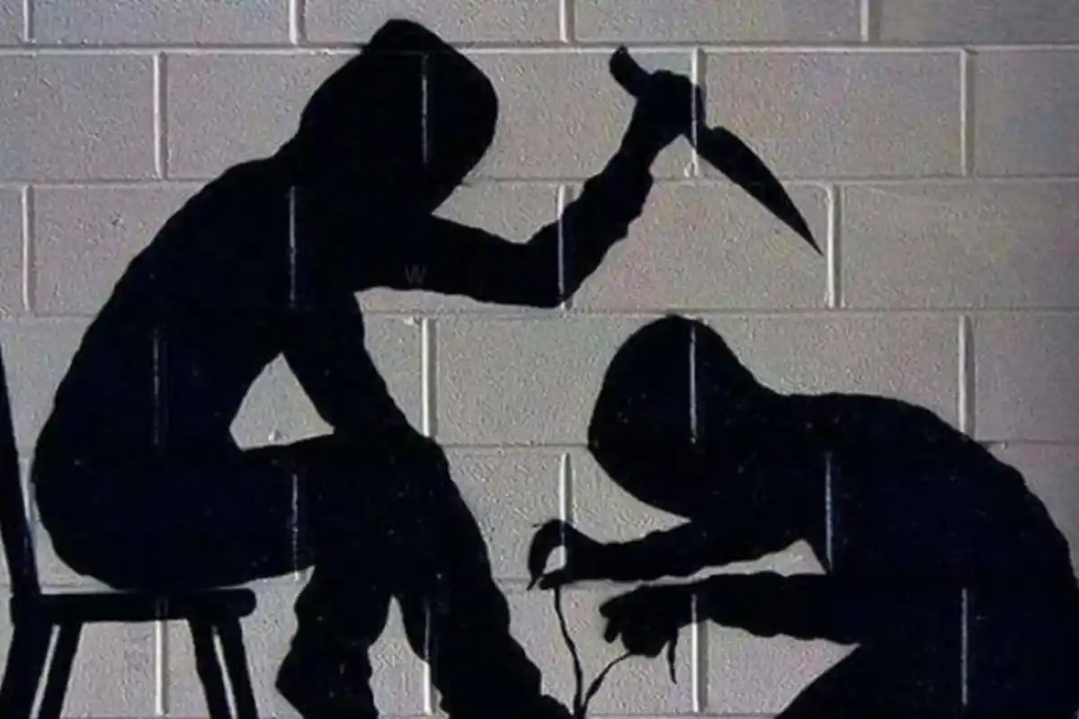 5 Zodiak yang Konon Suka Menusuk Orang Lain dari Belakang: Ada Aries hingga Sagitarius