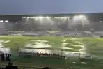 Hujan-saat-Final-Liga-2-di-Stadion-Manahan.jpg