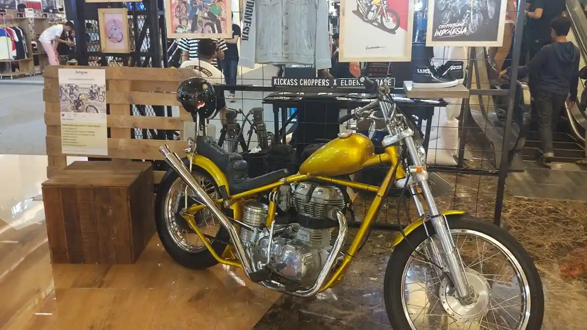 Mencoba Naik Motor Chopper Milik Jokowi, Rasanya . . .