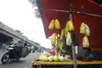 Penjual Timun Suri di Bulan Ramadan