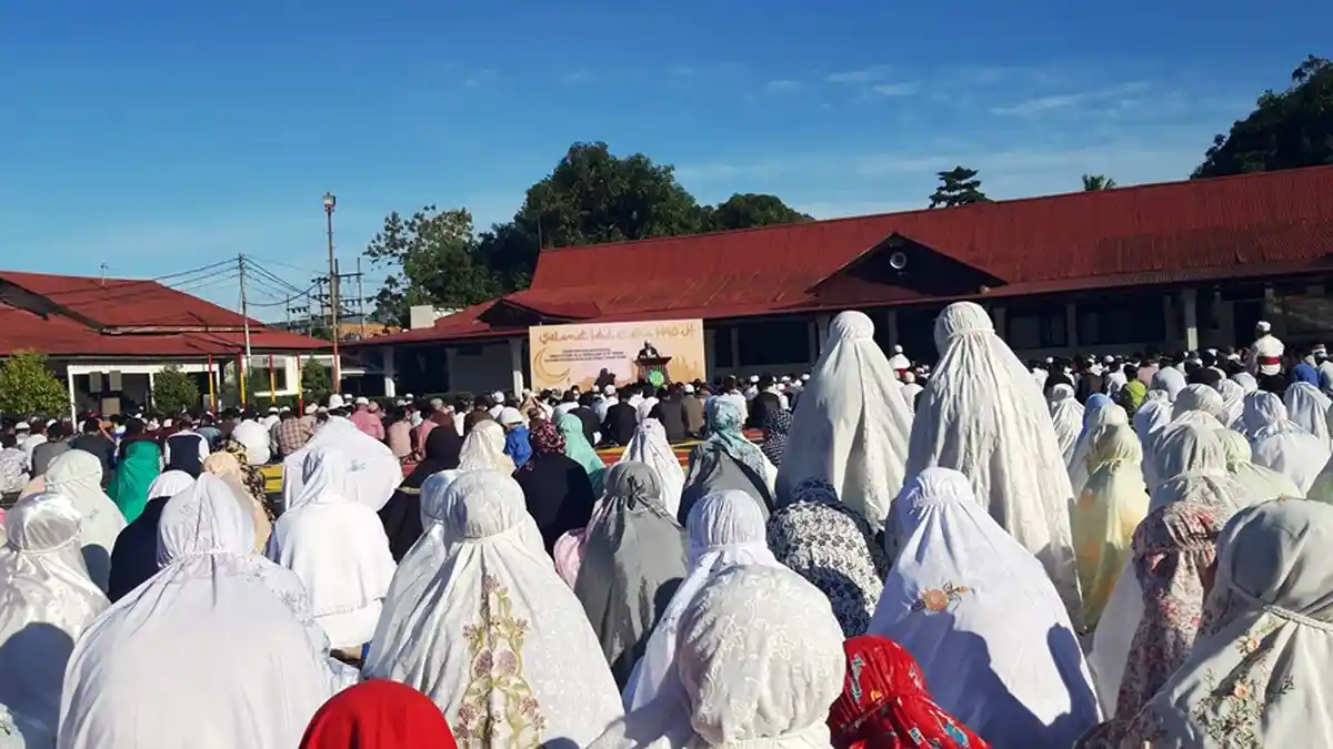 Suasana Salat Idul Adha 1440 di Sat Brimobda Sulut, Usai Salat Panitia Sembelih Hewan Kurban