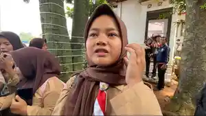 Kaisya-pelajar-SMKN-2-Cibinong-yang-menjadi-korban-copet-saat-acara-kirab-bendera-merah-puti.jpg