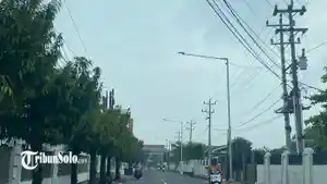 Suasana-kawasan-Jalan-Slamet-Riyadi-Gumpang-Kartasura-Sukoharjo-64.jpg
