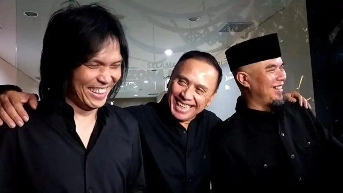 Akhir Debat Panas Soal Royalti, Iwan Bule Raih Tangan Ahmad Dhani dan Once untuk Saling Jabat
