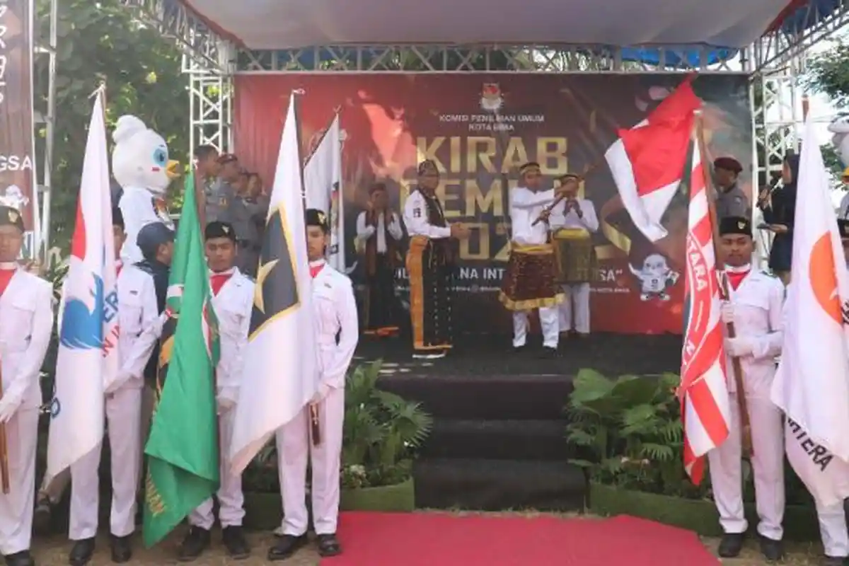 Kirab Pemilu 2024 Tiba di Kota Bima, Bendera Parpol Diarak dan Disosialisasikan Selama 6 Hari