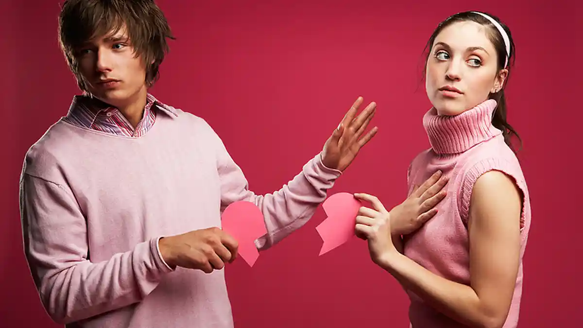 Termasuk Aquarius, 5 Zodiak Ini Tak Akan Berteman dengan Mantan, Aries Kompetitif Cari yang Baru