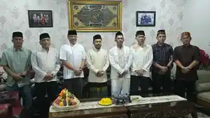 Marzuki-Ali-Basyah-bersama-jajaran-mengunjungi-Ustaz-Masrul-Aidi.jpg