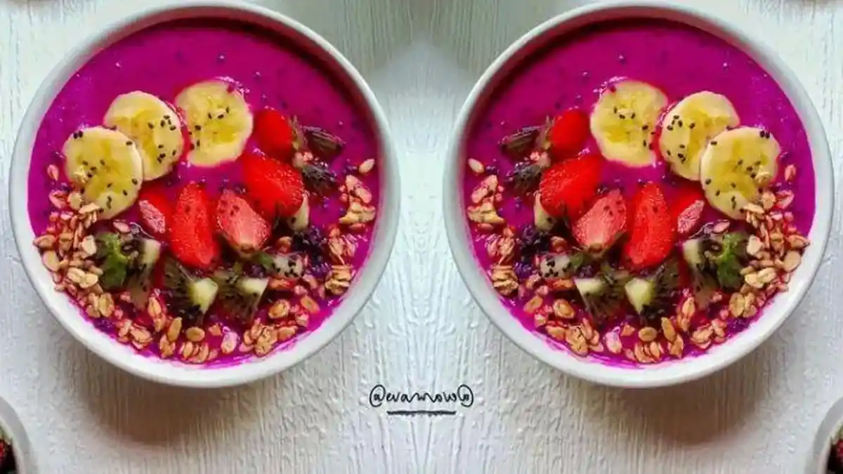 Resep Smoothies Bowl Buah Naga Merah Mix Pisang Ambon, Segar dan Mengenyangkan
