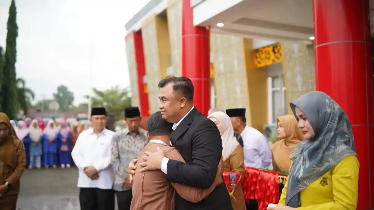 Sutan Riska Pamit Sebagai Bupati Dharmasraya: Terima Kasih, dan Jangan! Takut Mutasi