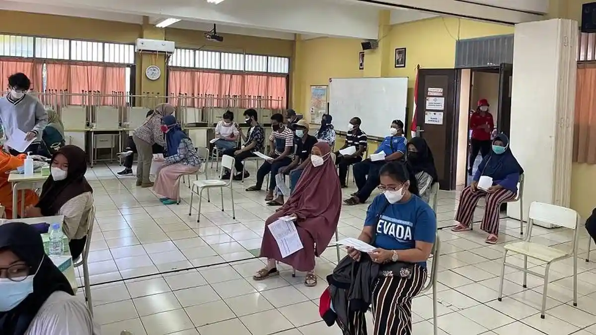 Banteng Jakarta Timur Gelar Vaksinasi di SMK Sahid Jakarta