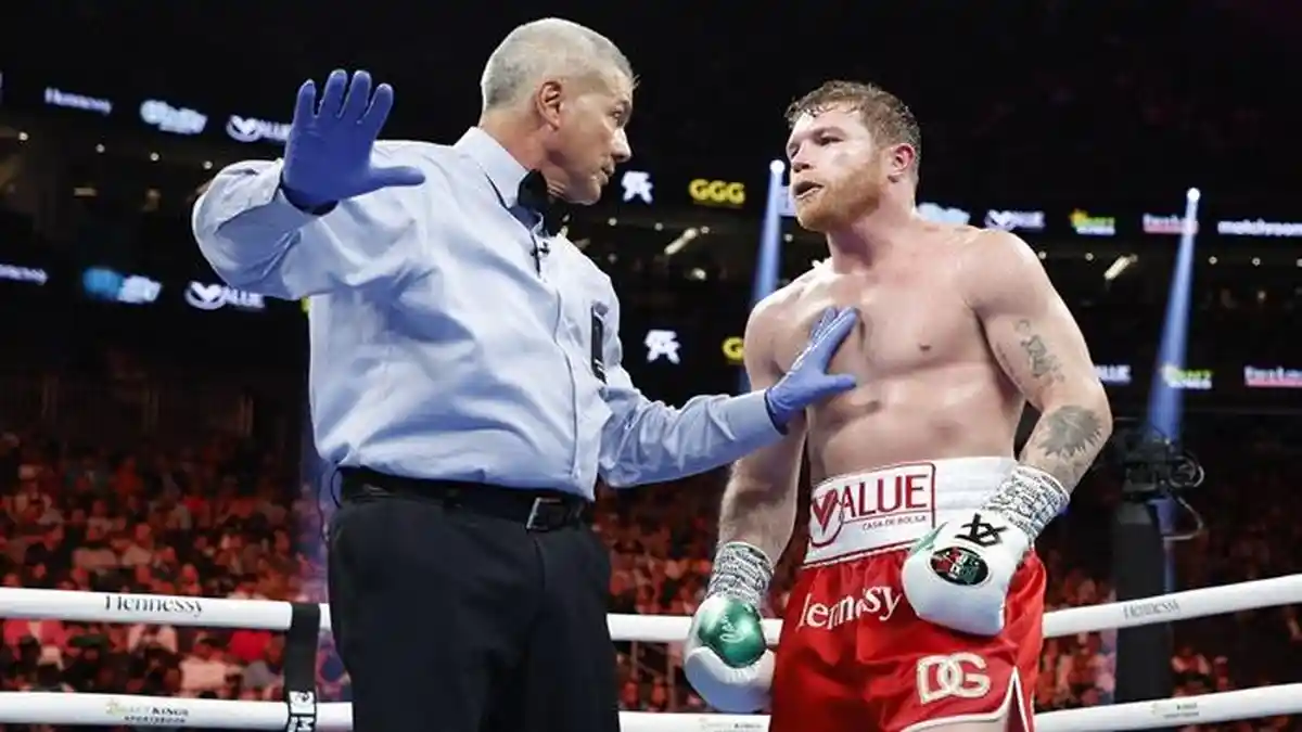 Pukulan Canelo Hancurkan Jermell Charlo, Mantan Juara Tinju Dunia: Itulah Gayanya
