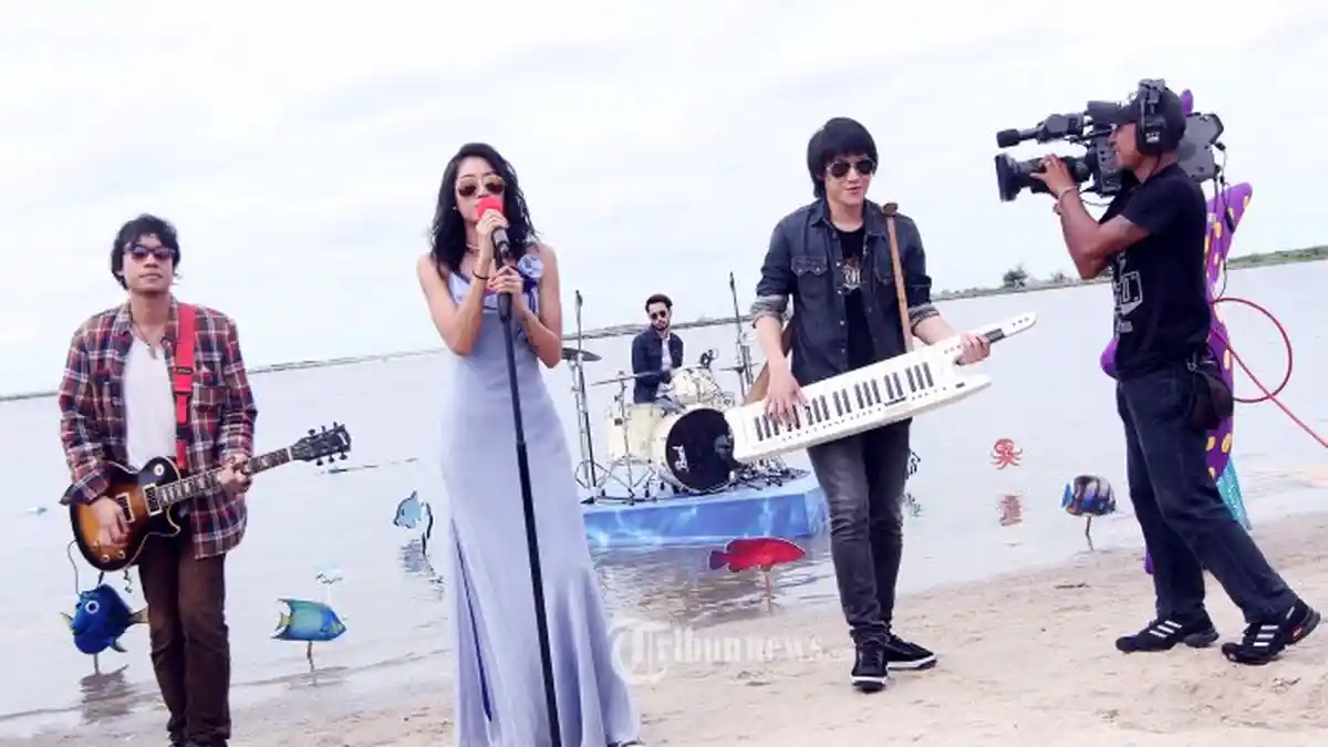 Chord Lagu Rasa Ini dan Kunci Gitar - Vierra: Ku Suka Dirinya Mungkin Aku Sayang