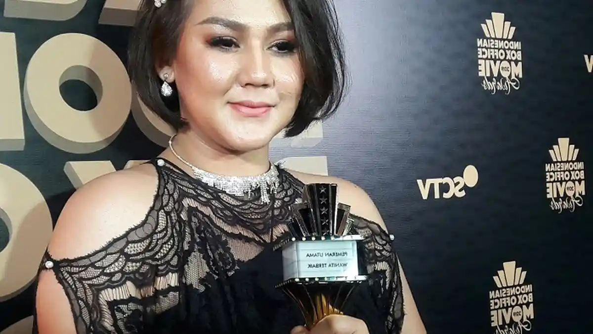 Sissy Priscillia Tidak Merasa Tersaingi Oleh Sang Adik Vanesha Prescilla