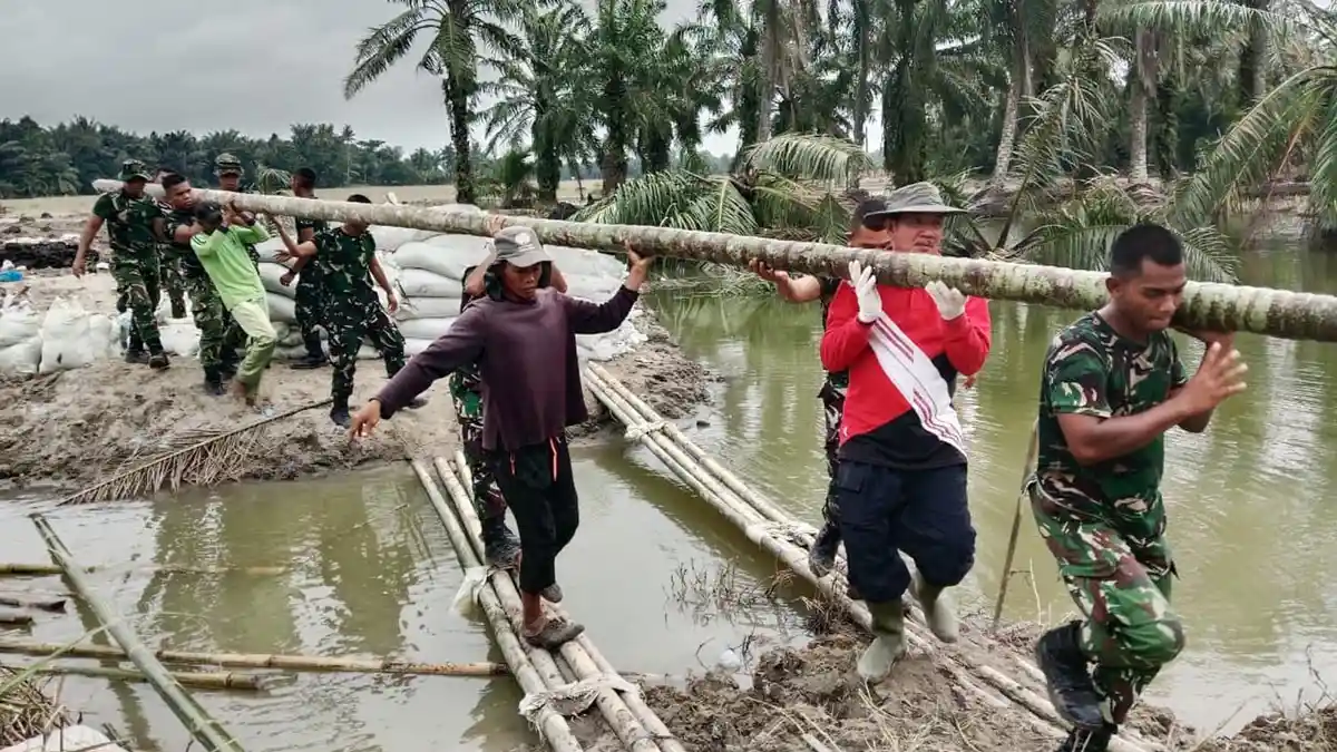 Korban Banjir Sumatera Tembus 1.053 Jiwa, Aceh Minta Bantuan PBB, Prabowo Tegaskan Indonesia Mampu